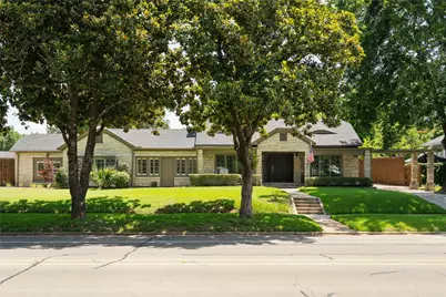 406 E Main Street, Whitesboro, TX 76273 - Photo 1