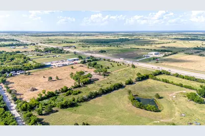 1040 NW McKinney Street, Rice, TX 75155 - Photo 11