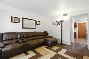 2702 Patricia Loop, Garland, TX 75041 - Photo 5