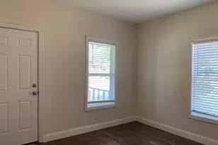 2222 W Bond St, Denison, TX 75020 - Photo 11
