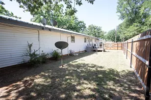 1430 Point Rd, Graham, TX 76450 - Photo 15