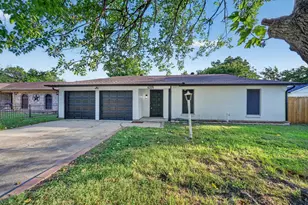 4325 Richard St, Forest Hill, TX 76119 - Photo 3