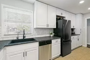 3505 Cromart Ave, Fort Worth, TX 76133 - Photo 9