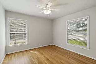 558 Kirkwood Dr, Dallas, TX 75218 - Photo 17