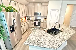 10407 Quail Pointe Rd, Aubrey, TX 76227 - Photo 9