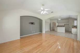 2755 Honey Suckle Dr, Grand Prairie, TX 75052 - Photo 15