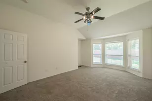 2755 Honey Suckle Dr, Grand Prairie, TX 75052 - Photo 17
