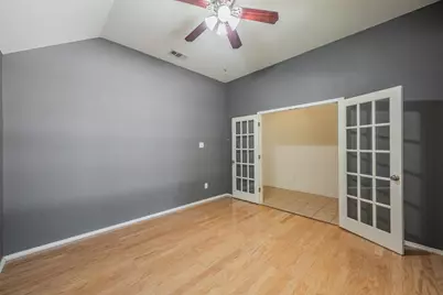 2755 Honey Suckle Drive, Grand Prairie, TX 75052 - Photo 5