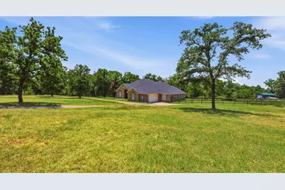 4417 Slayton Road, Cleburne, TX 76031 - Photo 11