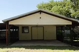 310 Taurus Rd, Granbury, TX 76049 - Photo 27