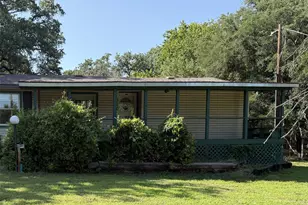 310 Taurus Rd, Granbury, TX 76049 - Photo 3