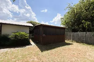 310 Taurus Rd, Granbury, TX 76049 - Photo 25