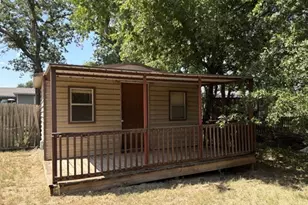 310 Taurus Rd, Granbury, TX 76049 - Photo 23