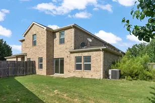 5924 Lost Valley Dr, The Colony, TX 75056 - Photo 3