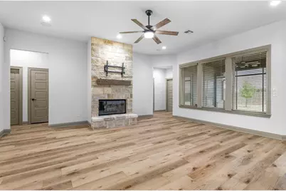 205 Champions Way, Waco, TX 76657 - Photo 7