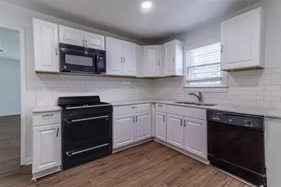 2622 W Johnson Street, Denison, TX 75020 - Photo 3