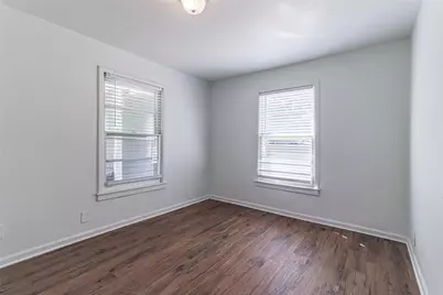 2622 W Johnson Street, Denison, TX 75020 - Photo 9