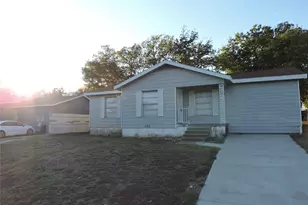 1513 Skyline Dr, River Oaks, TX 76114 - Photo 5