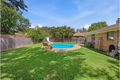 4025 Aragon Drive, Fort Worth, TX 76133 - Photo 17