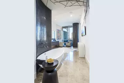 2200 Victory Avenue #2304, Dallas, TX 75219 - Photo 17