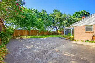 200 N Weatherred Dr, Richardson, TX 75080 - Photo 31