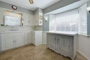 200 N Weatherred Dr, Richardson, TX 75080 - Photo 17