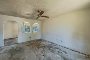 1605 Whiteoak Dr, Garland, TX 75040 - Photo 3