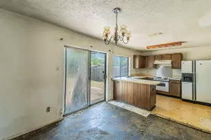 1605 Whiteoak Dr, Garland, TX 75040 - Photo 9