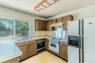 1605 Whiteoak Drive, Garland, TX 75040 - Photo 7