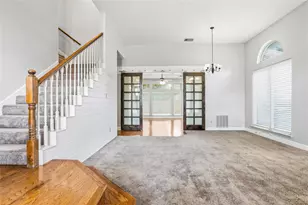 6808 Greenleaf Dr, North Richland Hills, TX 76182 - Photo 5
