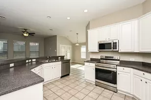 10408 Bradshaw Dr, Fort Worth, TX 76108 - Photo 9