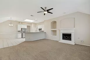 2517 Vail Dr, McKinney, TX 75070 - Photo 5