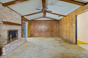 10512 Royal Chapel Dr, Dallas, TX 75229 - Photo 7