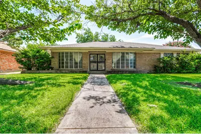 10512 Royal Chapel Drive, Dallas, TX 75229 - Photo 3