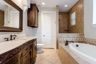 3817 Bowser Ave, Dallas, TX 75219 - Photo 3