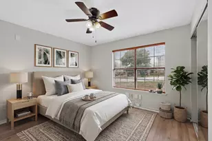 734 W Collins St, Denton, TX 76201 - Photo 11