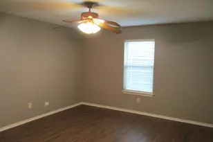 912 Shell Ct, Bedford, TX 76022 - Photo 7