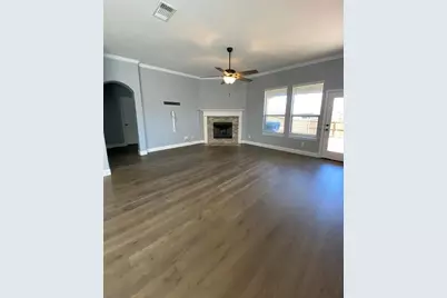 1554 Tyler Street, Waxahachie, TX 75165 - Photo 3