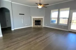 1554 Tyler St, Waxahachie, TX 75165 - Photo 3