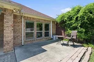 8305 Crystal Ln, North Richland Hills, TX 76182 - Photo 33
