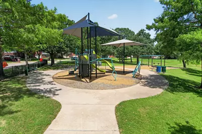 4009 Andrew Avenue, Denton, TX 76210 - Photo 39