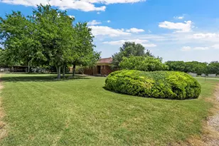 204 Christopher Dr, Bruceville Eddy, TX 76524 - Photo 35