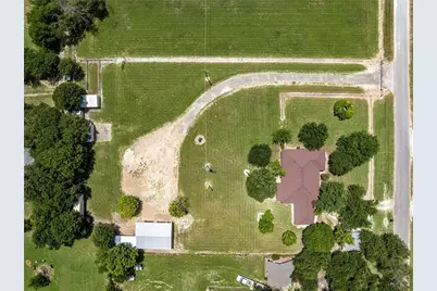 204 Christopher Drive, Bruceville Eddy, TX 76524 - Photo 1