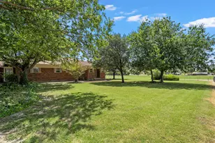 204 Christopher Dr, Bruceville Eddy, TX 76524 - Photo 33
