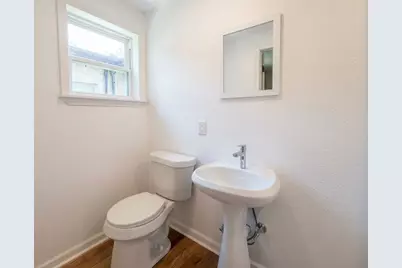 2011 N Houston Street, Fort Worth, TX 76164 - Photo 15