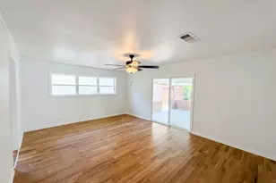 2011 N Houston St, Fort Worth, TX 76164 - Photo 21