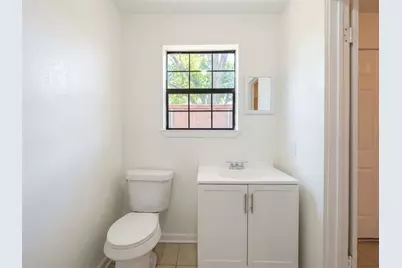 2011 N Houston Street, Fort Worth, TX 76164 - Photo 37