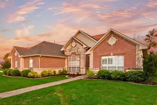 609 Acorn St, Pilot Point, TX 76258 - Photo 29