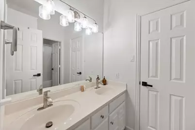 8337 Thornhill Drive, North Richland Hills, TX 76182 - Photo 19