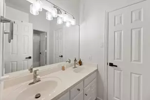 8337 Thornhill Dr, North Richland Hills, TX 76182 - Photo 19